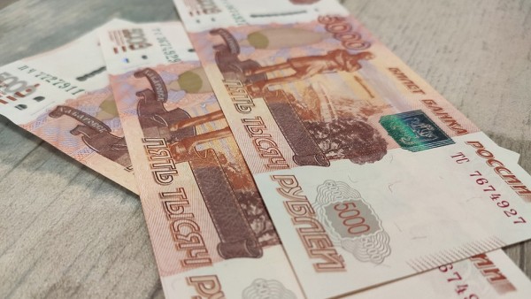 Более 7,5 тысяч медицинских работников Тверской области получили соцвыплаты Более 7,5 тысяч медицинских работников Тверской области получили соцвыплаты
