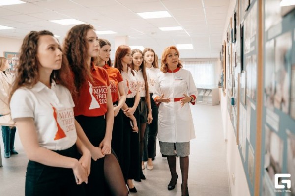 Для финалисток «Мисс Тверь-2023» устроили день здоровья в Клинике «РЖД-Медицина» Для финалисток «Мисс Тверь-2023» устроили день здоровья в Клинике «РЖД-Медицина»