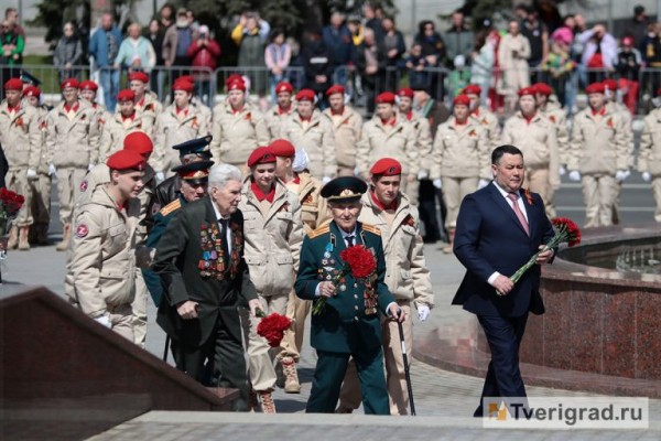 День Победы, рождения и любви: репортаж с парада на площади Михаила Тверского в Твери День Победы, рождения и любви: репортаж с парада на площади Михаила Тверского в Твери