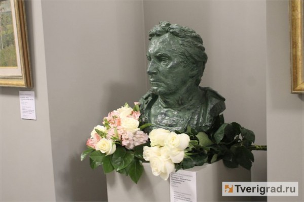 Тёплая плодородная почва: в Твери открылся музей Валентина Сидорова Тёплая плодородная почва: в Твери открылся музей Валентина Сидорова