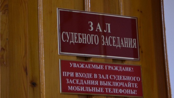 В Кашине 18-летний парень избил замначальника отдела полиции В Кашине 18-летний парень избил замначальника отдела полиции