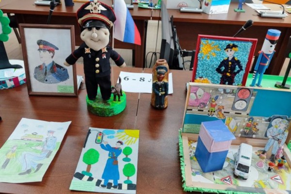 В Твери названы имена победителей конкурса «Полицейский Дядя Стёпа» В Твери названы имена победителей конкурса «Полицейский Дядя Стёпа»