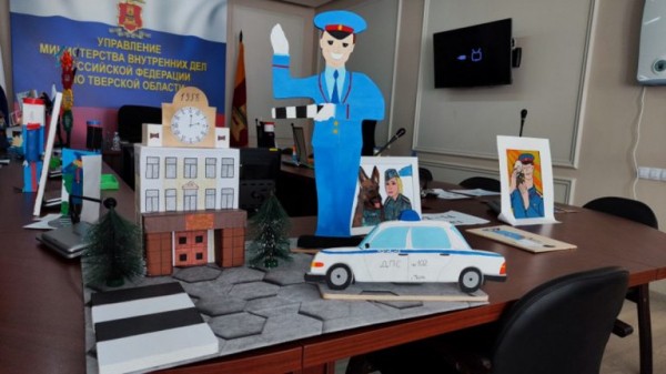 В Твери названы имена победителей конкурса «Полицейский Дядя Стёпа» В Твери названы имена победителей конкурса «Полицейский Дядя Стёпа»