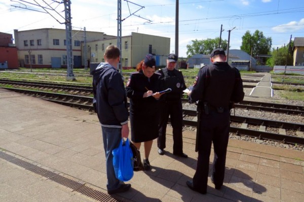 В Твери с начала года поезда насмерть сбили 7 человек В Твери с начала года поезда насмерть сбили 7 человек
