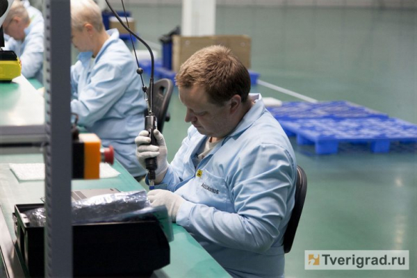 Губернатор Игорь Руденя и руководство предприятия «Аквариус» рассмотрели перспективы развития компании Губернатор Игорь Руденя и руководство предприятия «Аквариус» рассмотрели перспективы развития компании