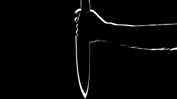 В Тверской области мужчина пырнул ножом человека в гостях В Тверской области мужчина пырнул ножом человека в гостях