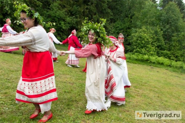 Жителей и гостей Тверской области приглашают на «Троицкие гуляния» Жителей и гостей Тверской области приглашают на «Троицкие гуляния»