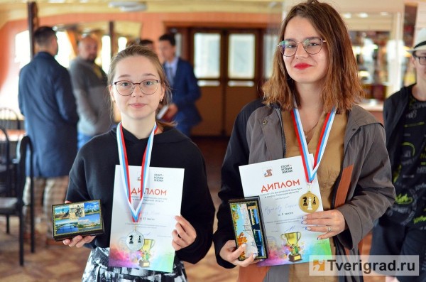Шахматы на воде: в Твери на теплоходе прошел турнир по молниеносной игре Шахматы на воде: в Твери на теплоходе прошел турнир по молниеносной игре
