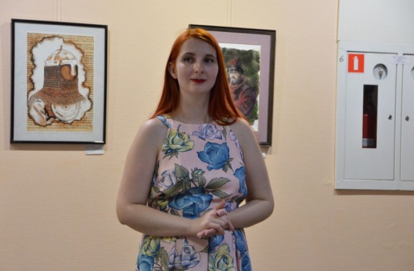 В Твери открылась выставка картин "Четверть века историй"
