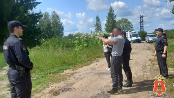 В Тверской области поймали группу браконьеров В Тверской области поймали группу браконьеров