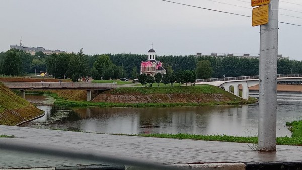 Настоятель храма Михаила Тверского рассказал, почему храм стал розовым Настоятель храма Михаила Тверского рассказал, почему храм стал розовым