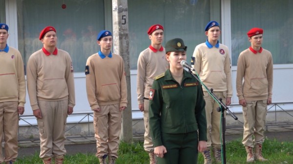 В Торжке нарисовали граффити в память о Герое России лётчике Василии Клещенко В Торжке нарисовали граффити в память о Герое России лётчике Василии Клещенко