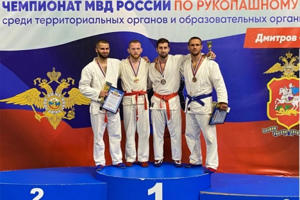 Тверской боец стал чемпионом России по рукопашному бою среди полицейских Тверской боец стал чемпионом России по рукопашному бою среди полицейских