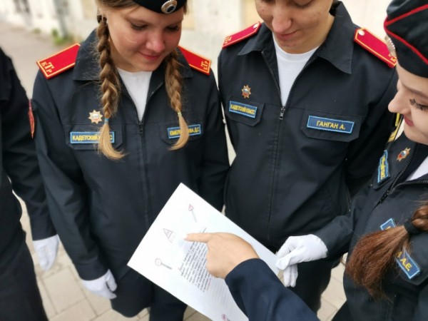 В Твери школьники написали водителям более 100 писем