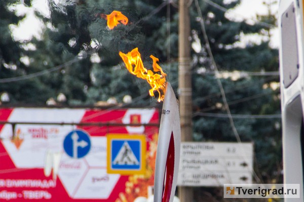 10 лет назад по Твери пронесли Олимпийский огонь 10 лет назад по Твери пронесли Олимпийский огонь