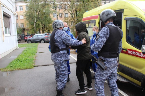 Машины скорой помощи в Тверской области оборудовали тревожными кнопками