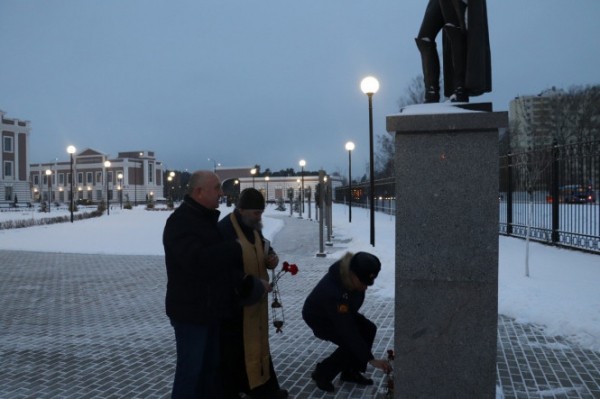 В Твери прошла торжественная церемония в честь дня рождения Суворова В Твери прошла торжественная церемония в честь дня рождения Суворова