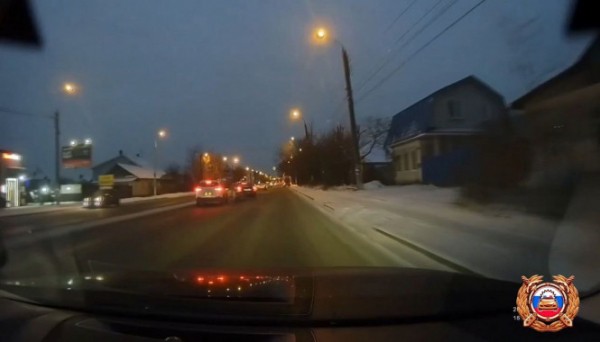 Опубликовано видео двух "зимних" ДТП на дорогах Тверской области Опубликовано видео двух "зимних" ДТП на дорогах Тверской области