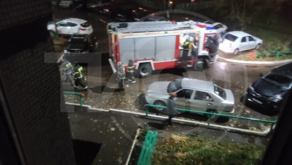 В Твери из-за запаха взломали дверь квартиры и обнаружили труп