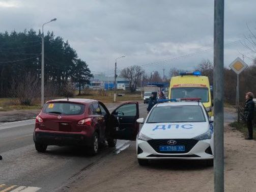 В Твери сбили пожилого мужчину-пешехода с самокатом