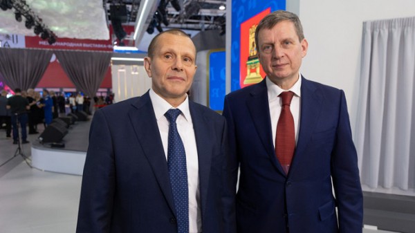 "Торжокские золотошвеи" стали точкой притяжения на выставке "Россия"