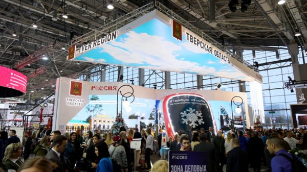 "Торжокские золотошвеи" стали точкой притяжения на выставке "Россия"