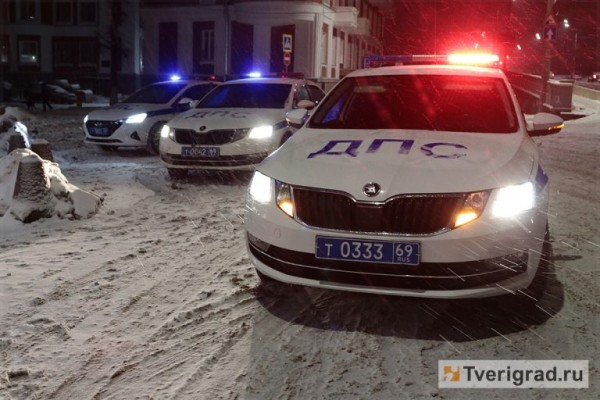 В Тверской области начались массовые проверки водителей В Тверской области начались массовые проверки водителей