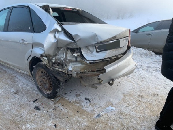 Опубликованы фото массовой аварии на трассе М-9 в Тверской области