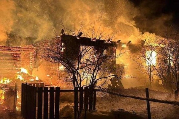 Возбуждено уголовное дело по факту гибели детей, сгоревших под Тверью Возбуждено уголовное дело по факту гибели детей, сгоревших под Тверью