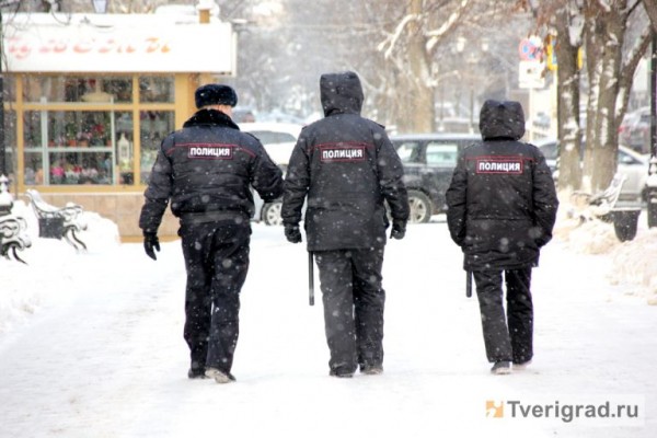 Жителей Тверской области штрафуют за распитие алкоголя в общественных местах Жителей Тверской области штрафуют за распитие алкоголя в общественных местах