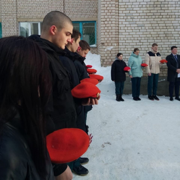 В Тверской области открыли памятную доску Аркадию Арсентьеву, погибшему в СВО В Тверской области открыли памятную доску Аркадию Арсентьеву, погибшему в СВО
