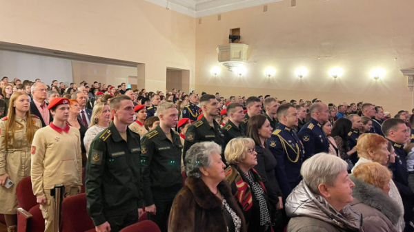 В тверском клубе ветеранов прошёл концерт в честь Дня защитника Отечества