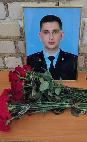 В Тверской области открыли памятную доску Аркадию Арсентьеву, погибшему в СВО В Тверской области открыли памятную доску Аркадию Арсентьеву, погибшему в СВО
