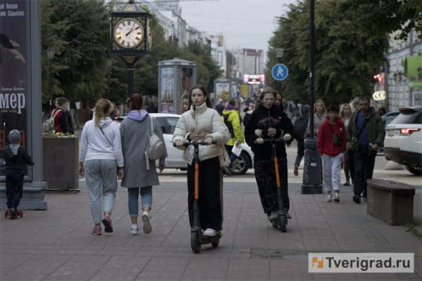 ПДД для электросамокатов в 2024-м году: за что оштрафуют водителей СИМов ПДД для электросамокатов в 2024-м году: за что оштрафуют водителей СИМов