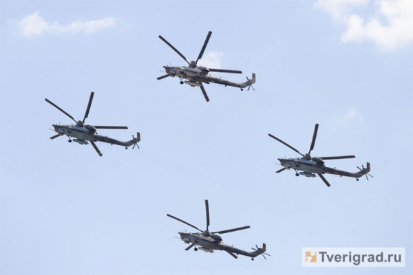 Президент РФ наградил Центр боевого применения армейской авиации из Торжка Орденом Суворова Президент РФ наградил Центр боевого применения армейской авиации из Торжка Орденом Суворова