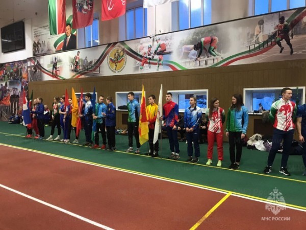 Тверская команда МЧС успешно выступила в турнире по пожарно-спасательному спорту