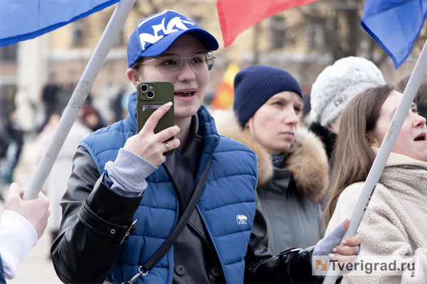 Десятая &laquo;Крымская весна&raquo;: в юбилей воссоединения полуострова с Россией жители Твери подпевали Хору Русской Армии