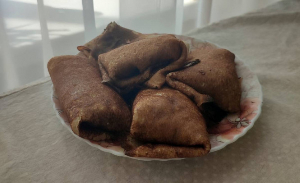 Монастырские, ржаные, розовые: рецепты вкусных и необычных блинов на Масленицу Монастырские, ржаные, розовые: рецепты вкусных и необычных блинов на Масленицу