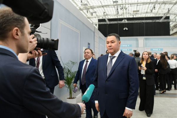 В Твери Вячеслав Володин и Игорь Руденя посетили новые школу и поликлинику В Твери Вячеслав Володин и Игорь Руденя посетили новые школу и поликлинику