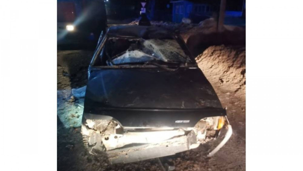 В Тверской области нетрезвый водитель врезался в снежный вал и получил травмы В Тверской области нетрезвый водитель врезался в снежный вал и получил травмы