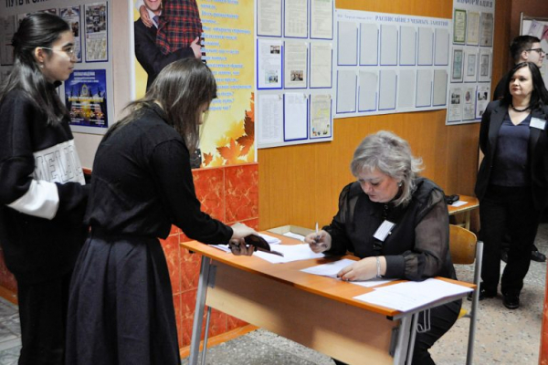 В Тверской области школьники тренировались сдавать ЕГЭ