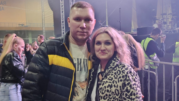 Спасшийся из "Крокуса" тверичанин сделал возлюбленной предложение на концерте Басты Спасшийся из "Крокуса" тверичанин сделал возлюбленной предложение на концерте Басты