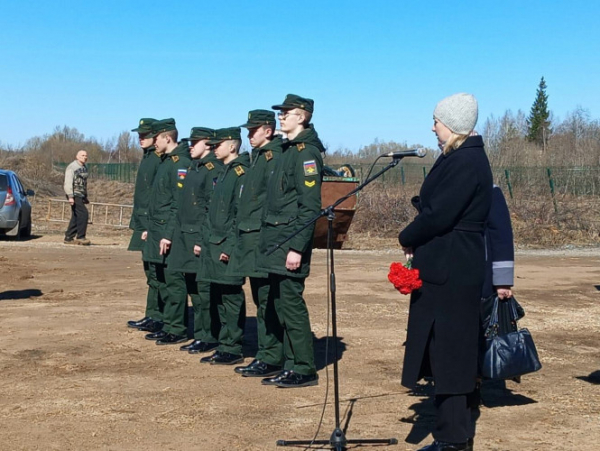 В Калязине простились с погибшим в СВО Юрием Иванковым В Калязине простились с погибшим в СВО Юрием Иванковым