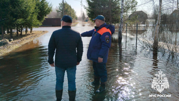 В посёлке Максатиха Тверской области затопило приусадебные участки В посёлке Максатиха Тверской области затопило приусадебные участки