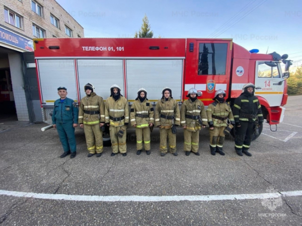 В Тверской области пожарные спасли двух женщин и собаку В Тверской области пожарные спасли двух женщин и собаку