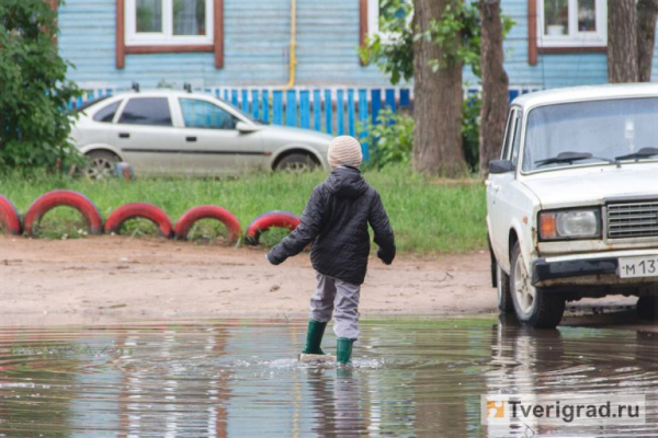 В Тверской области за сутки выпало более трети месячной нормы осадков В Тверской области за сутки выпало более трети месячной нормы осадков