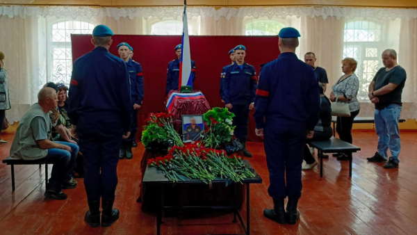 В Тверской области похоронили Александра Старосту, погибшего в ходе СВО В Тверской области похоронили Александра Старосту, погибшего в ходе СВО