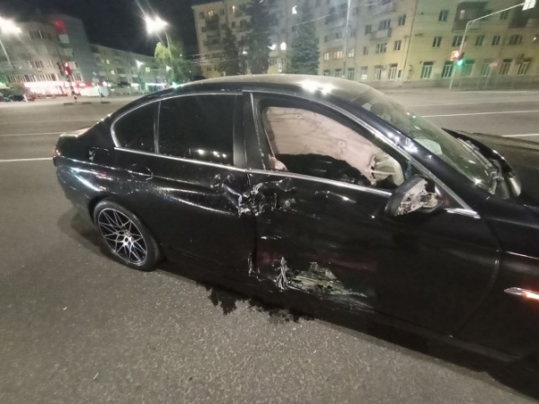 Опубликовали видео ДТП с BMW и мотоциклом Honda на проспекте Чайковского в Твери Опубликовали видео ДТП с BMW и мотоциклом Honda на проспекте Чайковского в Твери