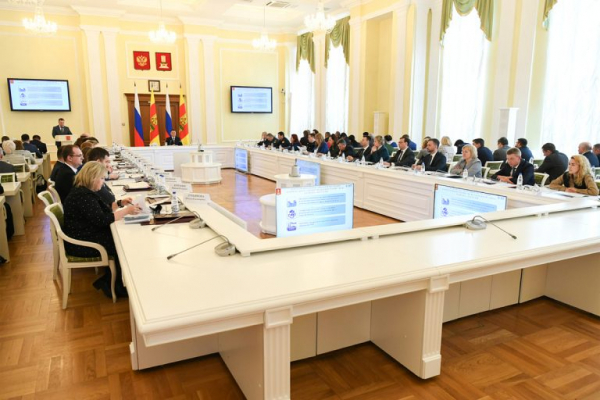 Повышение надёжности инфраструктуры: на заседании правительства Тверской области рассмотрели тему отопительного сезона Повышение надёжности инфраструктуры: на заседании правительства Тверской области рассмотрели тему отопительного сезона