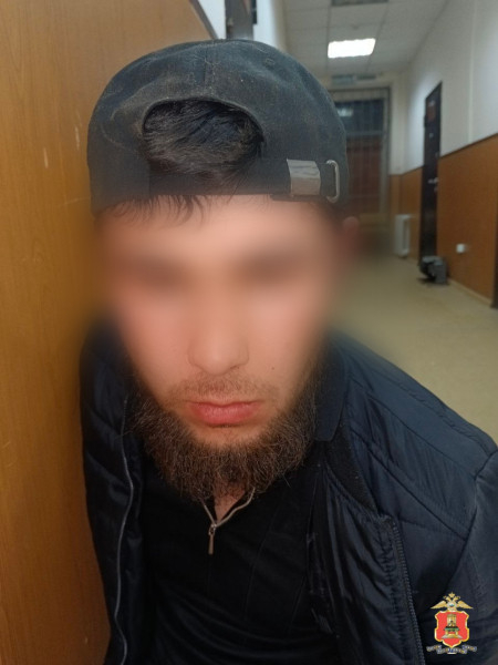 В Твери задержали двух наркокурьеров с партией метадона